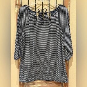Faded Glory Women’s top
